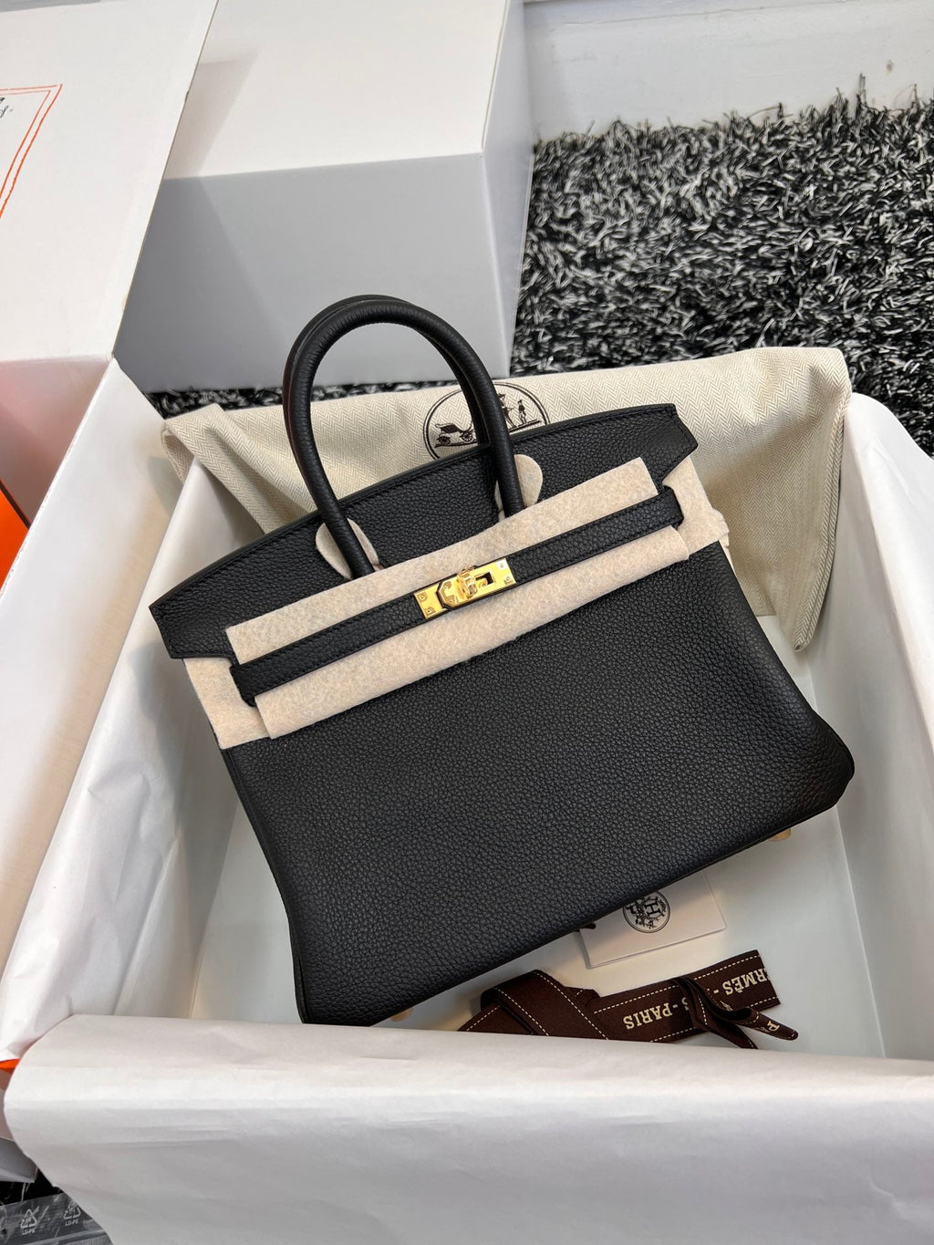 Hermes Birkin 25cm Black Togo Leather Gold Hardware Bag