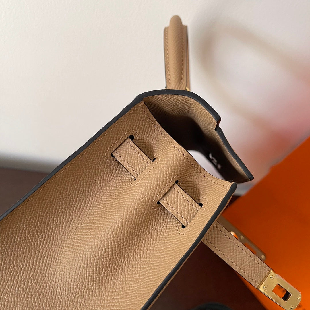 Hermes Kelly 25cm Beige Epsom Leather Gold Hardware Bag
