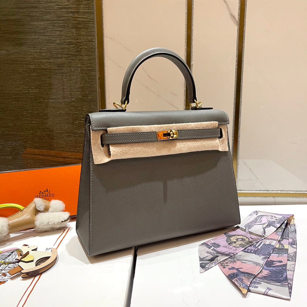 Hermes Kelly 25cm Gris Mouette Epsom Leather Gold Hardware Bag