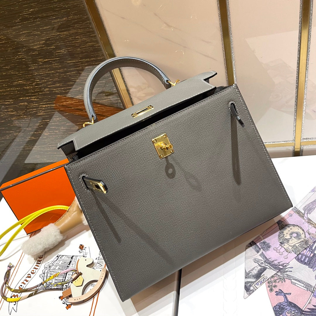 Hermes Kelly 25cm Gris Mouette Epsom Leather Gold Hardware Bag
