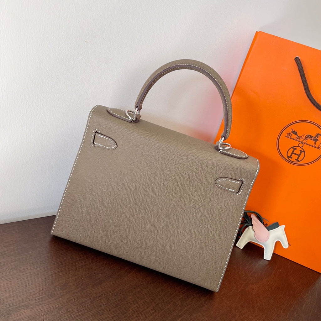Hermes Kelly 28cm Etain Epsom Leather Silver Hardware Bag