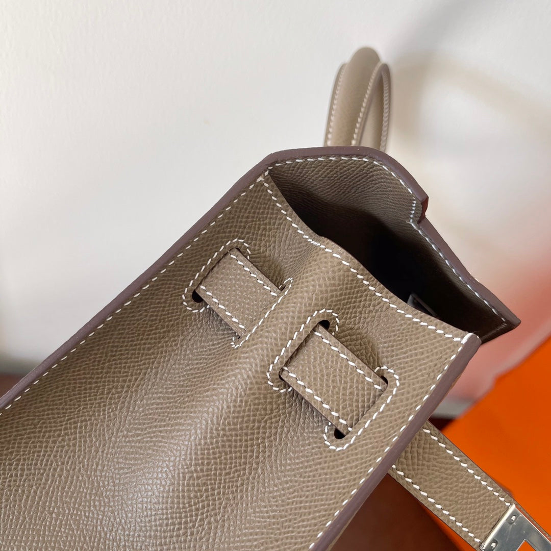 Hermes Kelly 28cm Etain Epsom Leather Silver Hardware Bag