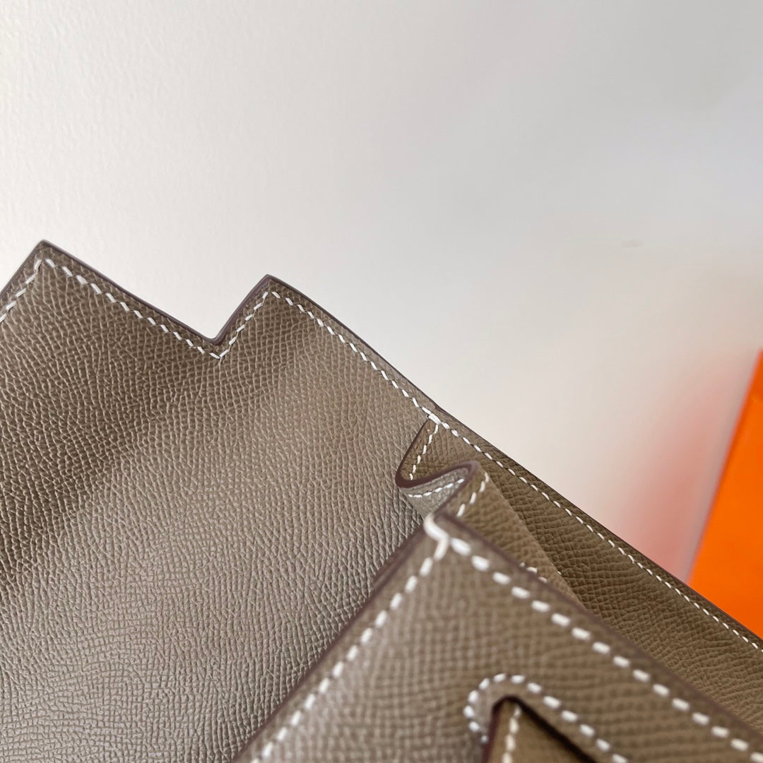 Hermes Kelly 28cm Etain Epsom Leather Silver Hardware Bag