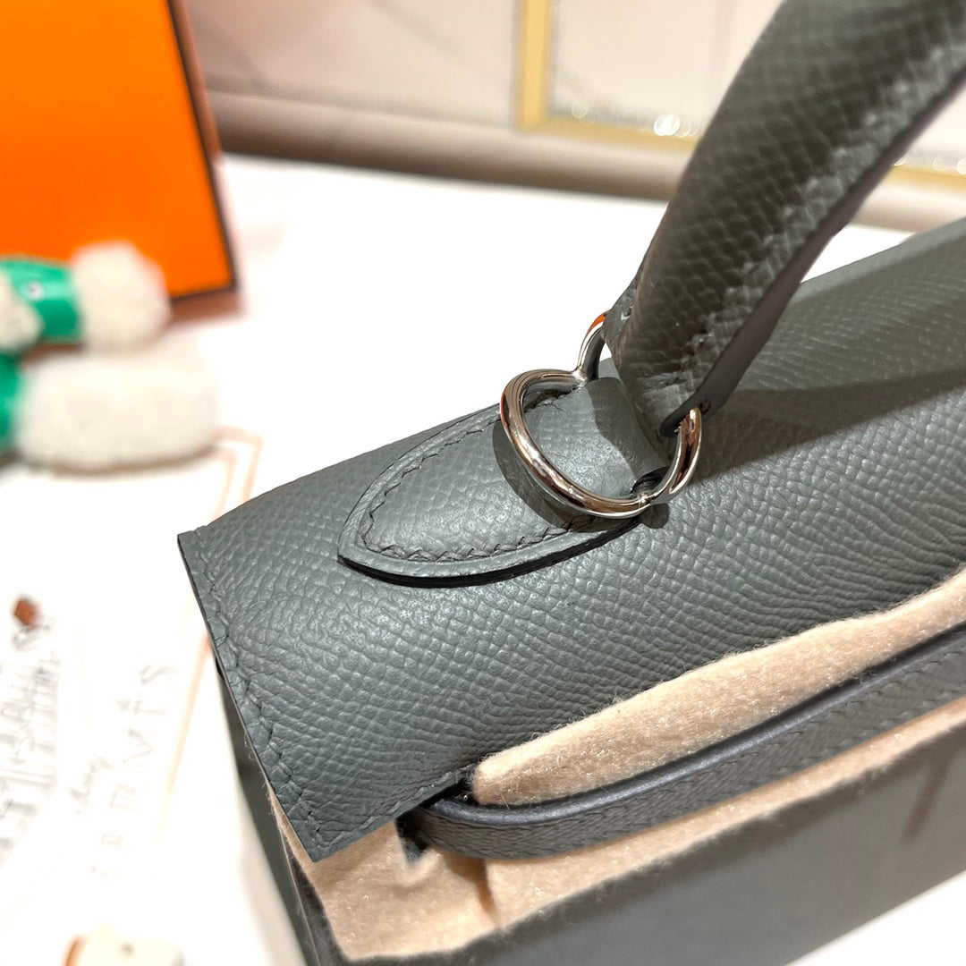 Hermes Kelly 25cm Gris Mouette Epsom Leather Silver Hardware Bag
