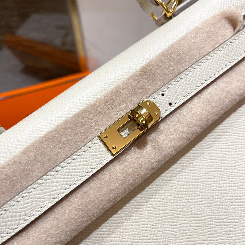 Hermes Kelly 25cm White Epsom Leather Gold Hardware Bag