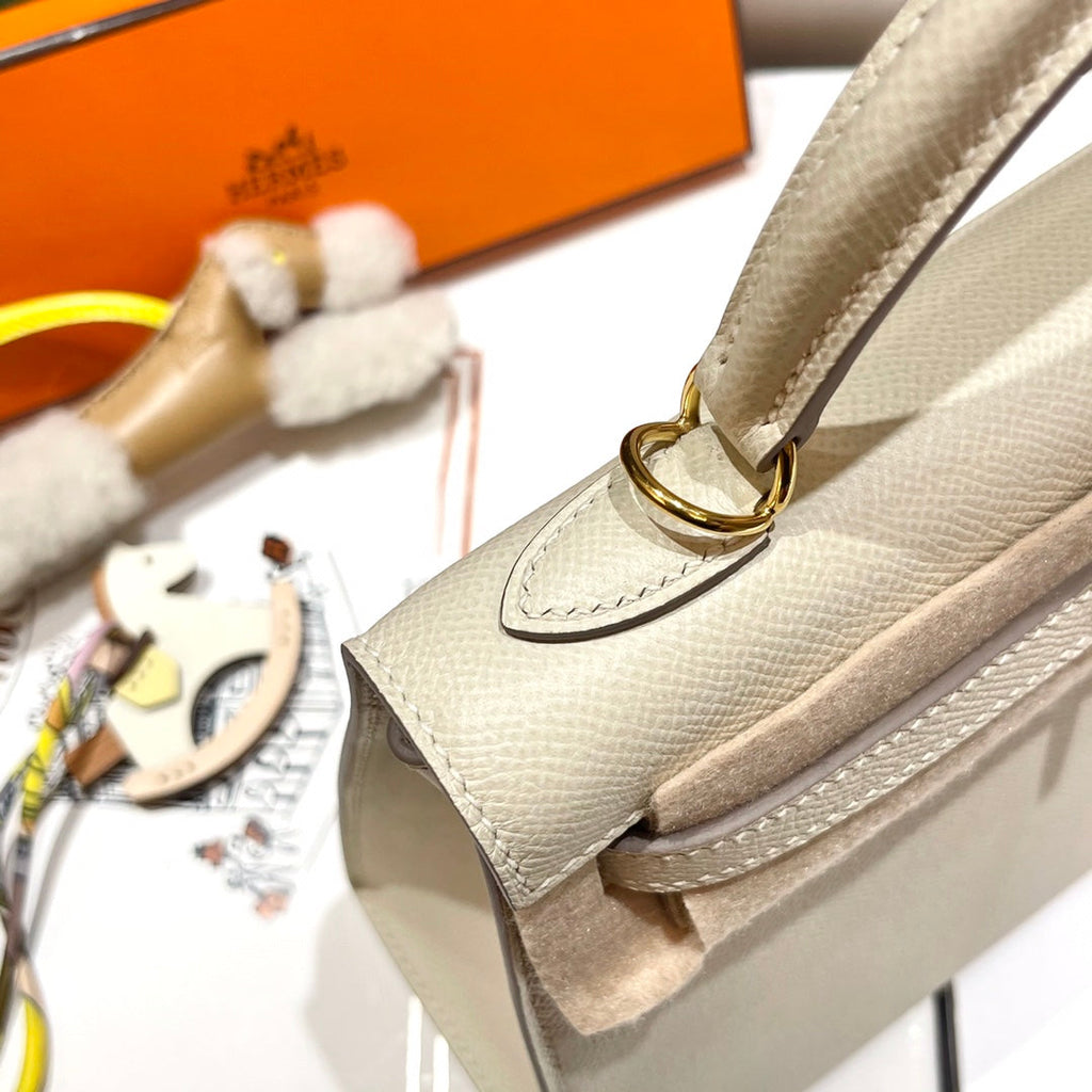 Hermes Kelly 25cm White Epsom Leather Gold Hardware Bag