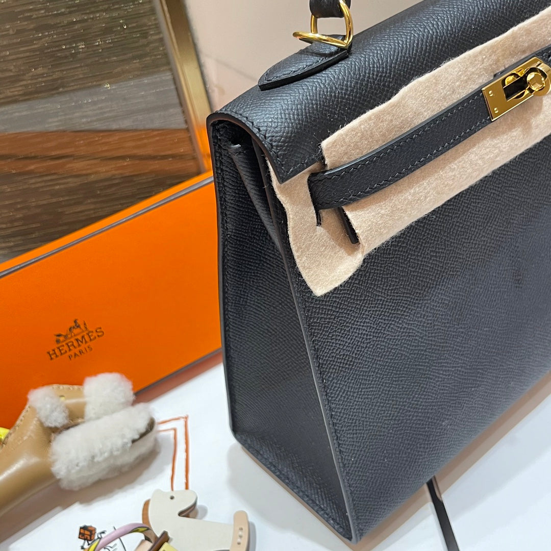 Hermes Kelly 25cm Black Epsom Leather Gold Hardware Bag