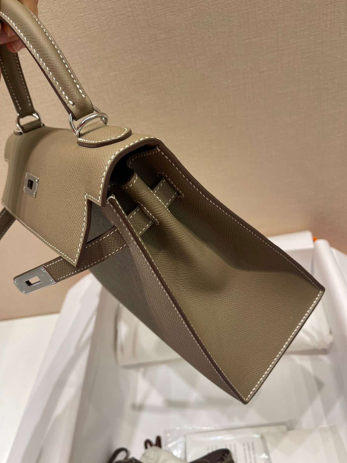 Hermes Kelly 28cm Etoupe Epsom Leather Silver Hardware Bag