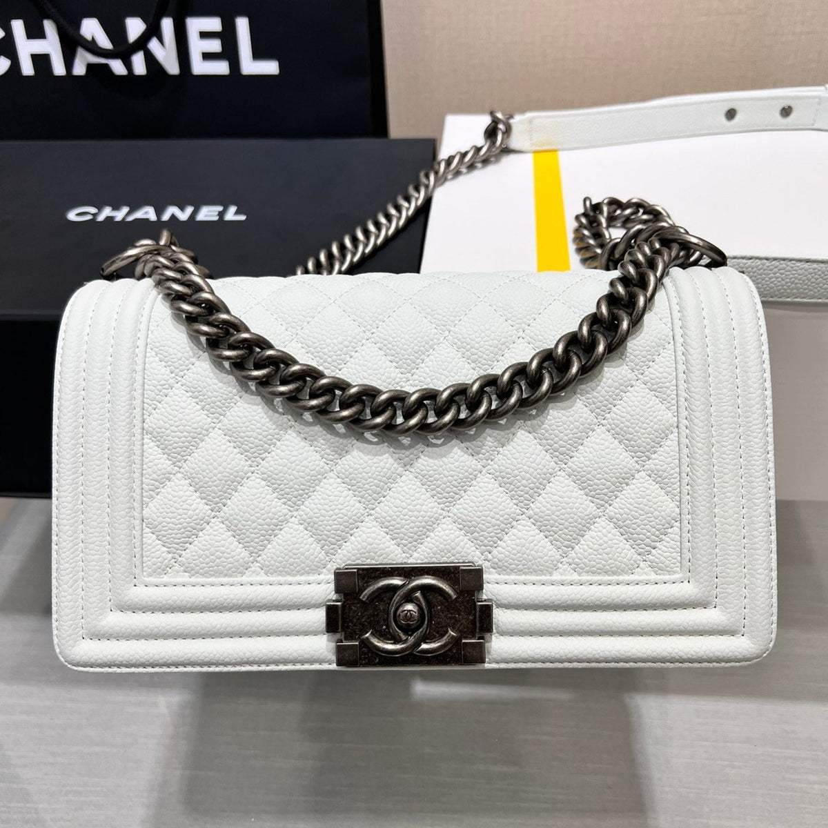 Chanel Boy Bag Medium 25 White Caviar Ruthenium Hardware