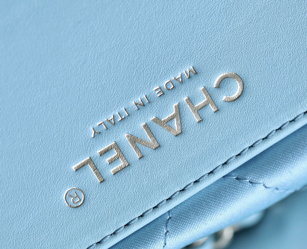 Chanel 22 Antiba Hobo Bag Cloud Blue 20cm
