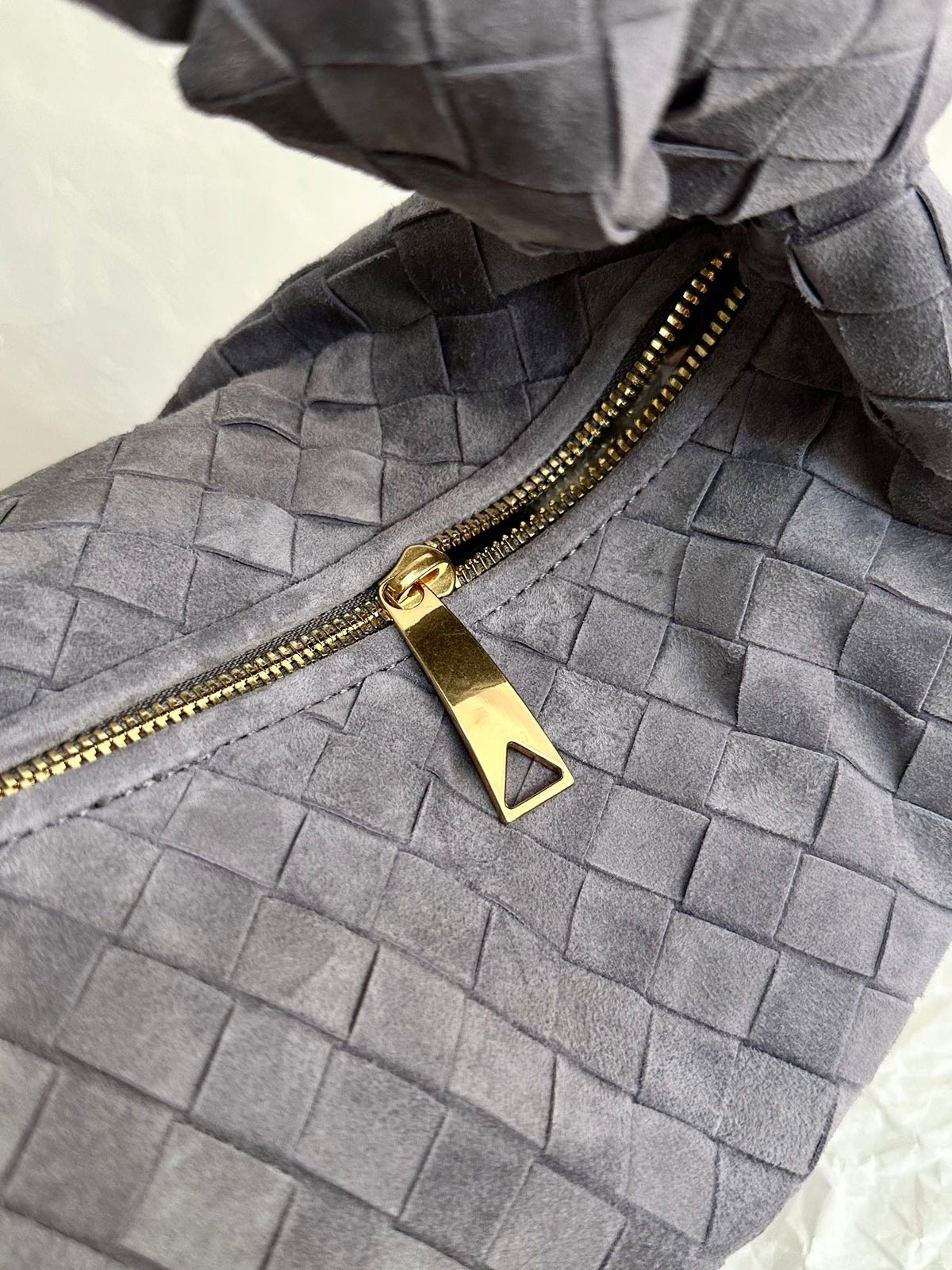 Bottega Veneta Teen Jodie 36cm Grey Suede Leather Bag