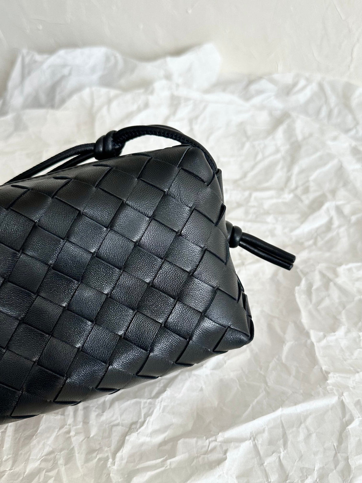 Bottega Veneta Bv Loop Mini 17cm Black Calfskin Bag