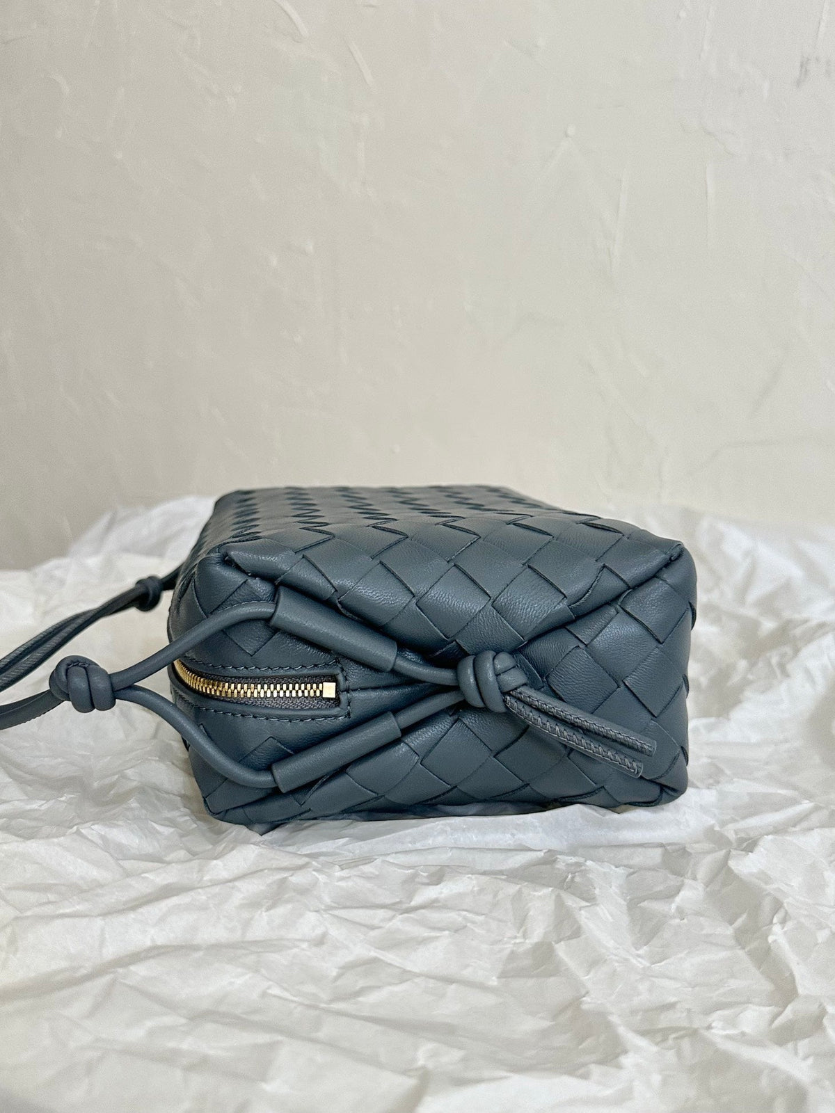 Bottega Veneta Bv Loop Small 23cm Grey Calfskin Bag