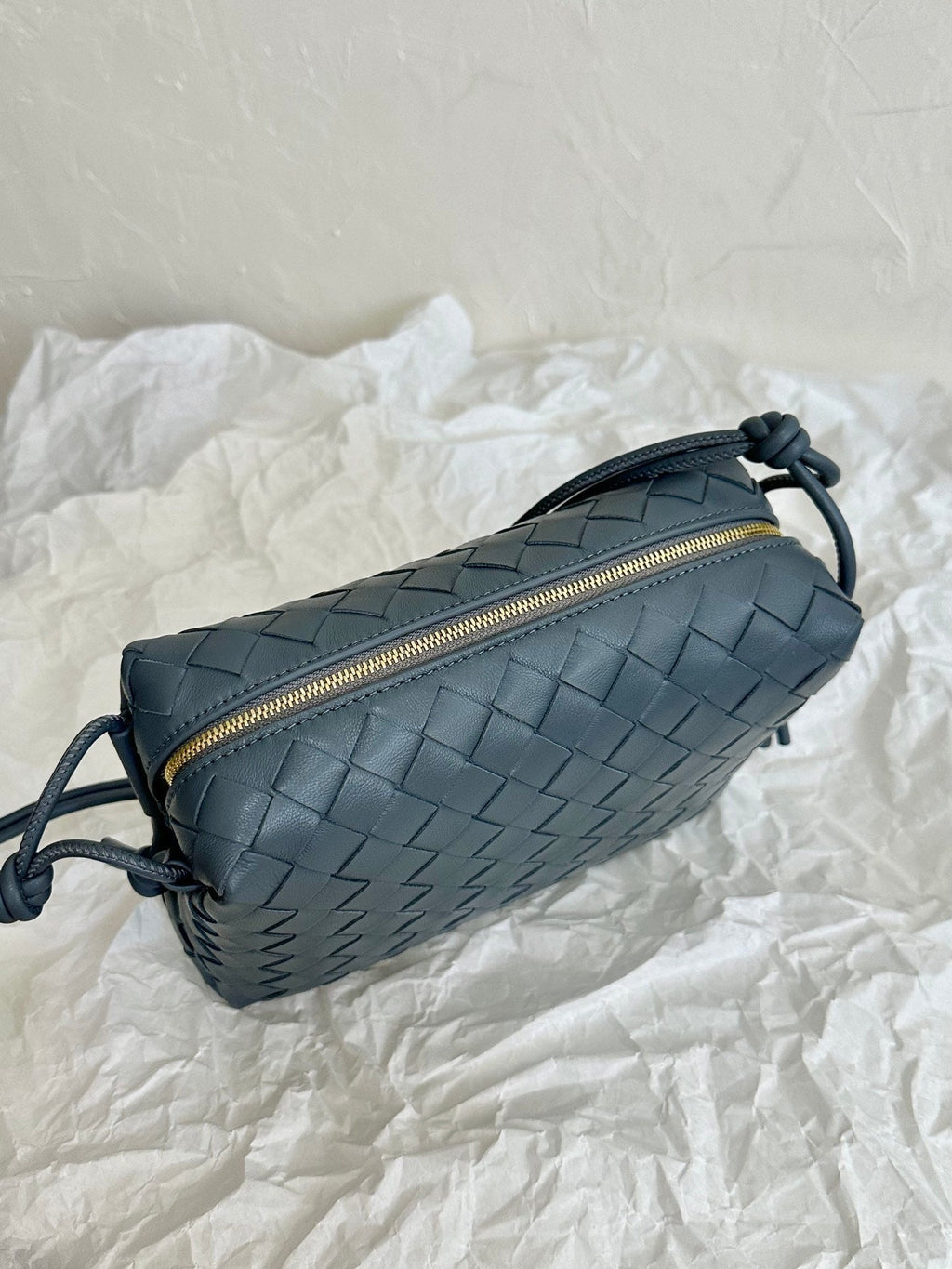 Bottega Veneta Bv Loop Small 23cm Grey Calfskin Bag