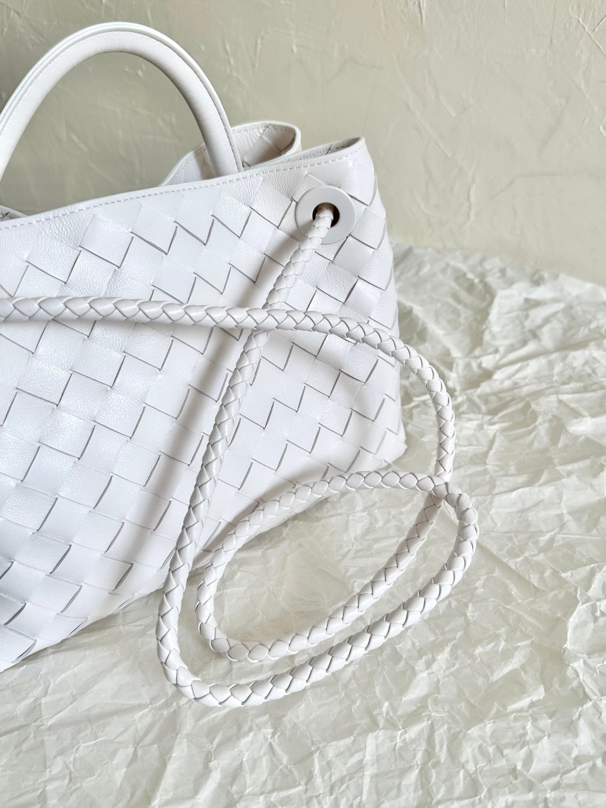 Bottega Veneta Small Andiamo 25cm White Lambskin Bag