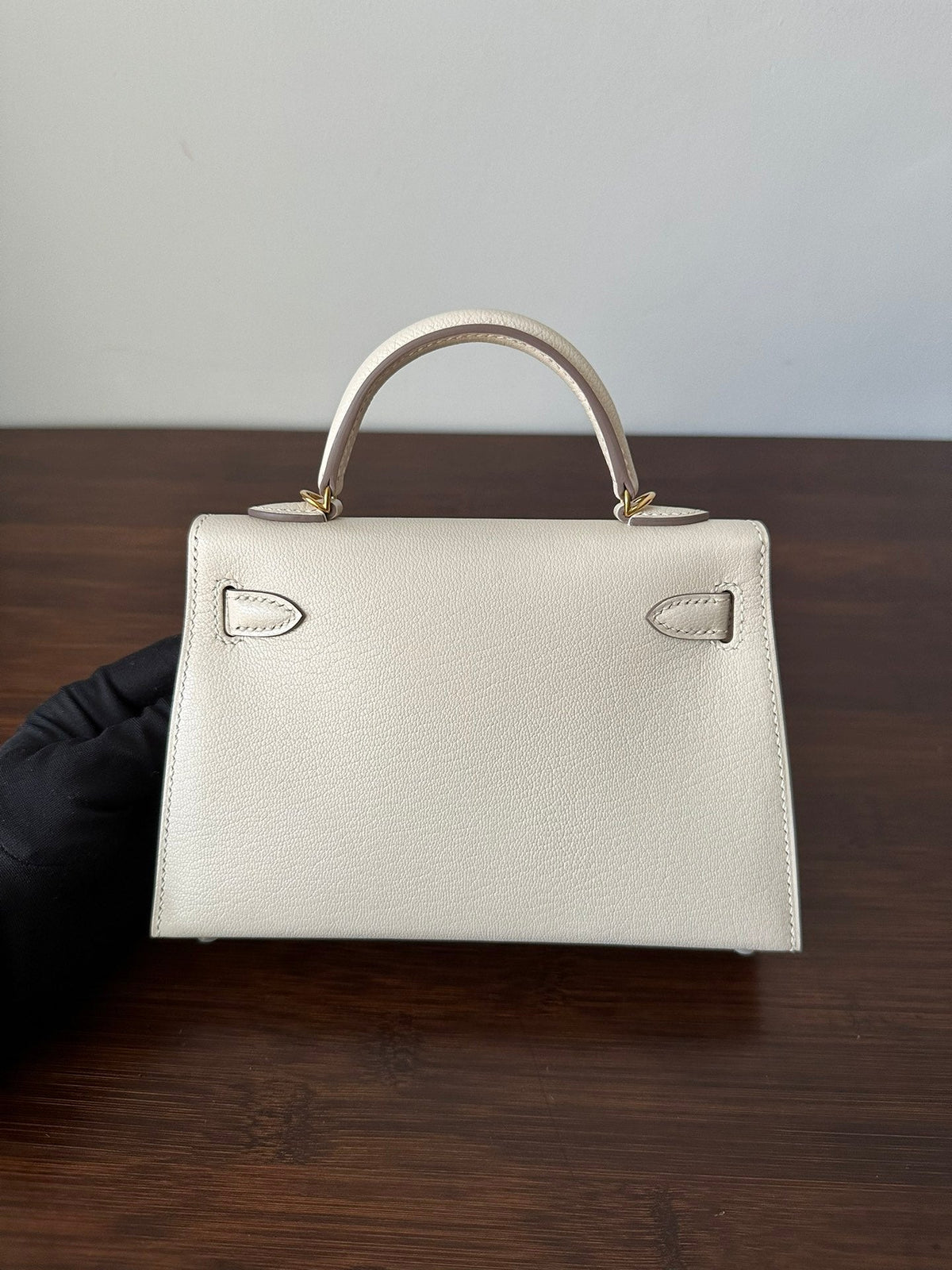 Hermes Kelly Mini 20 White Chevre Gold Hardware Bag