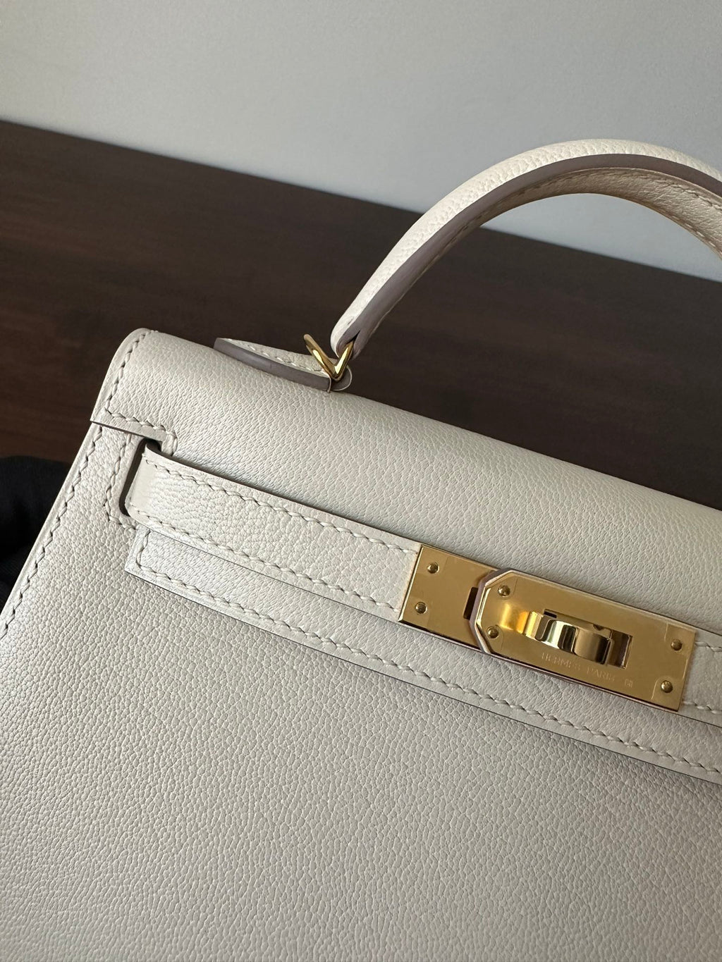 Hermes Kelly Mini 20 White Chevre Gold Hardware Bag
