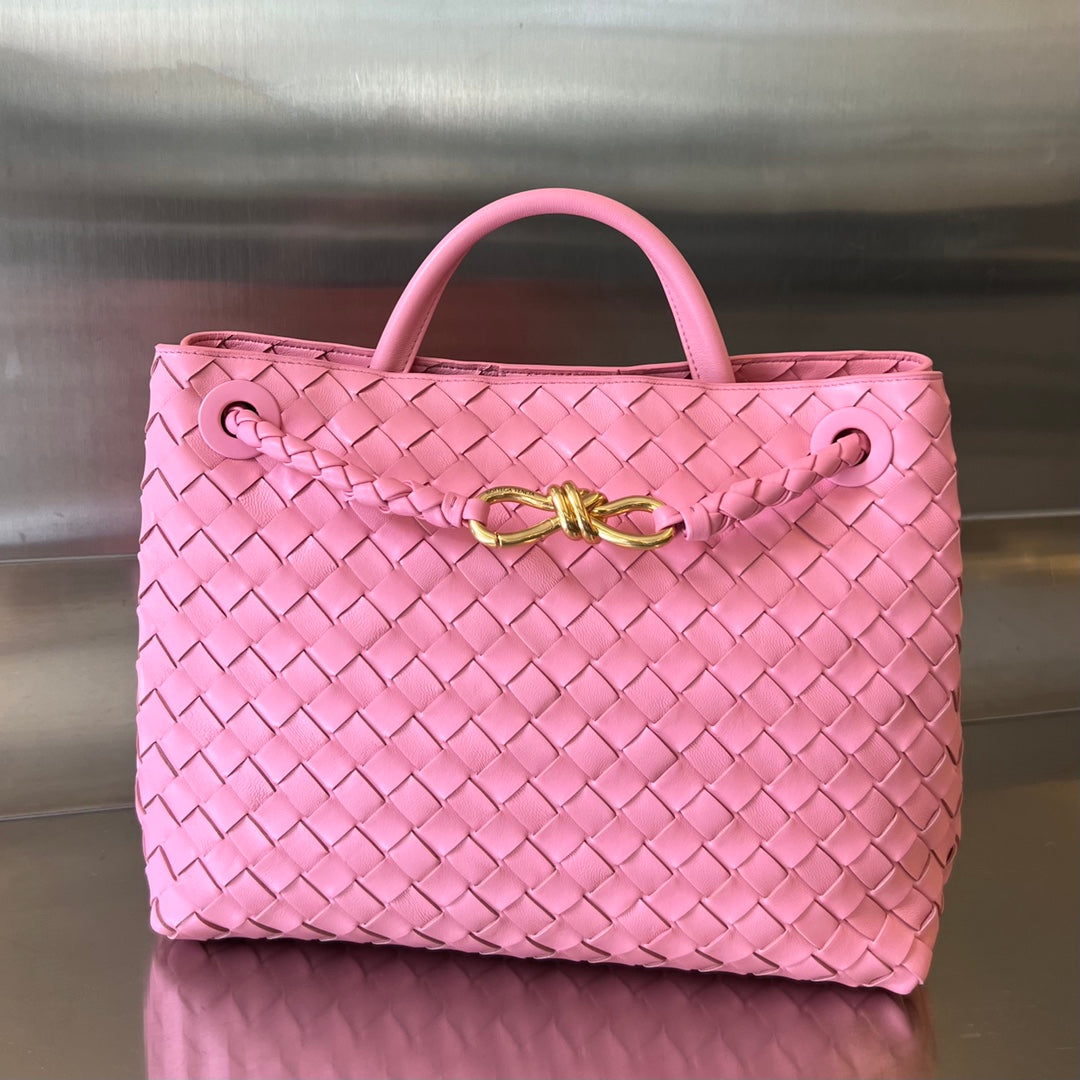 Bottega Veneta Medium Andiamo 32cm Pink Lambskin Bag