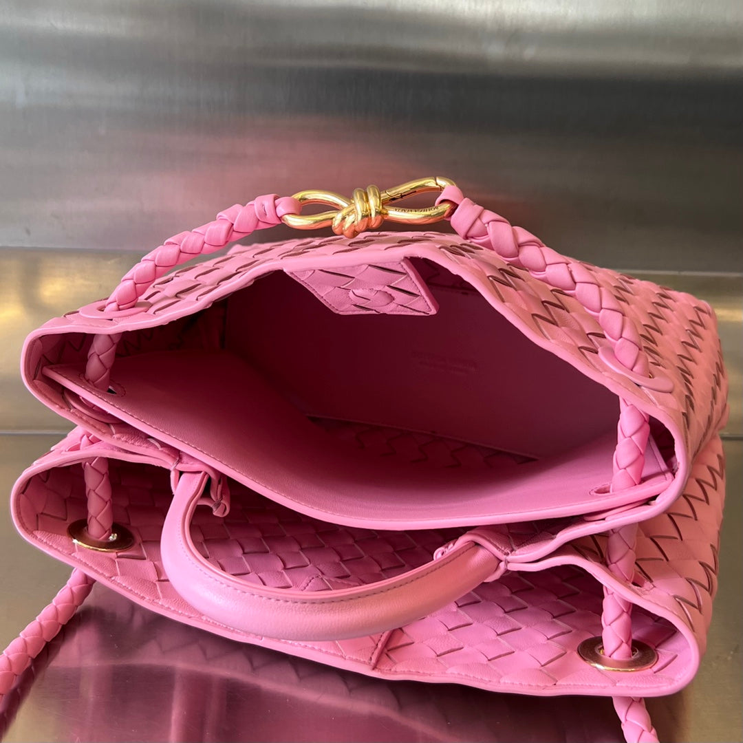 Bottega Veneta Medium Andiamo 32cm Pink Lambskin Bag