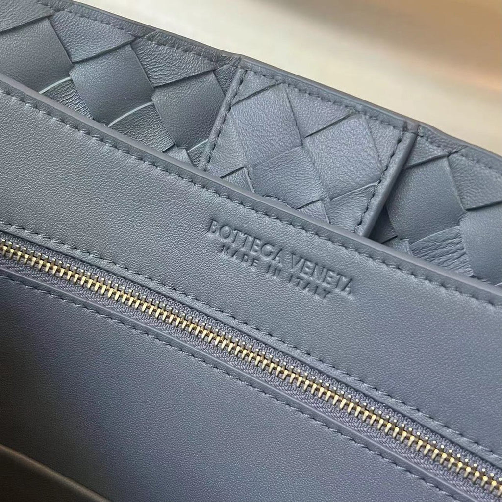 Bottega Veneta Medium Andiamo 32cm Dark Grey Lambskin Bag