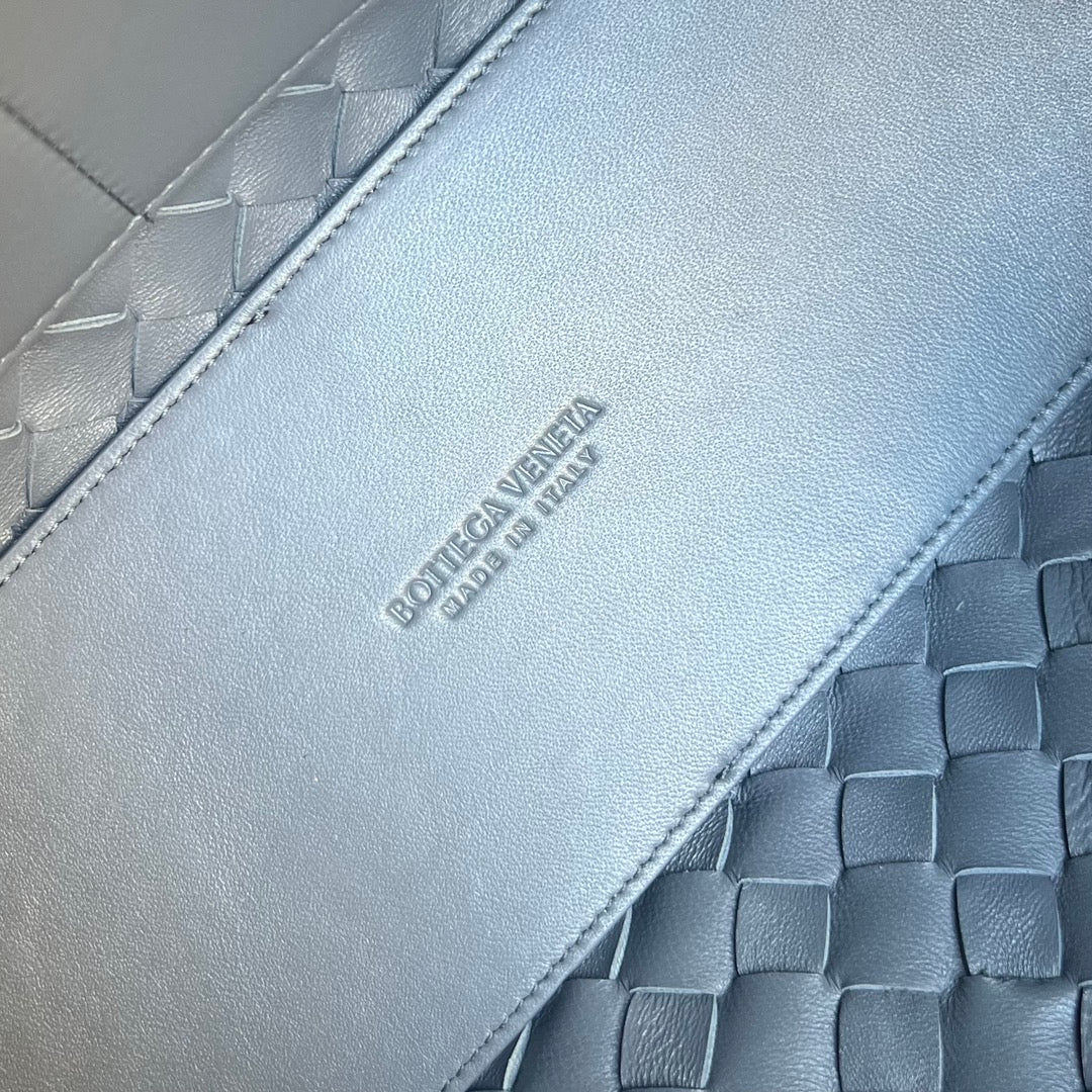 Bottega Veneta Medium Andiamo 32cm Dark Grey Lambskin Bag