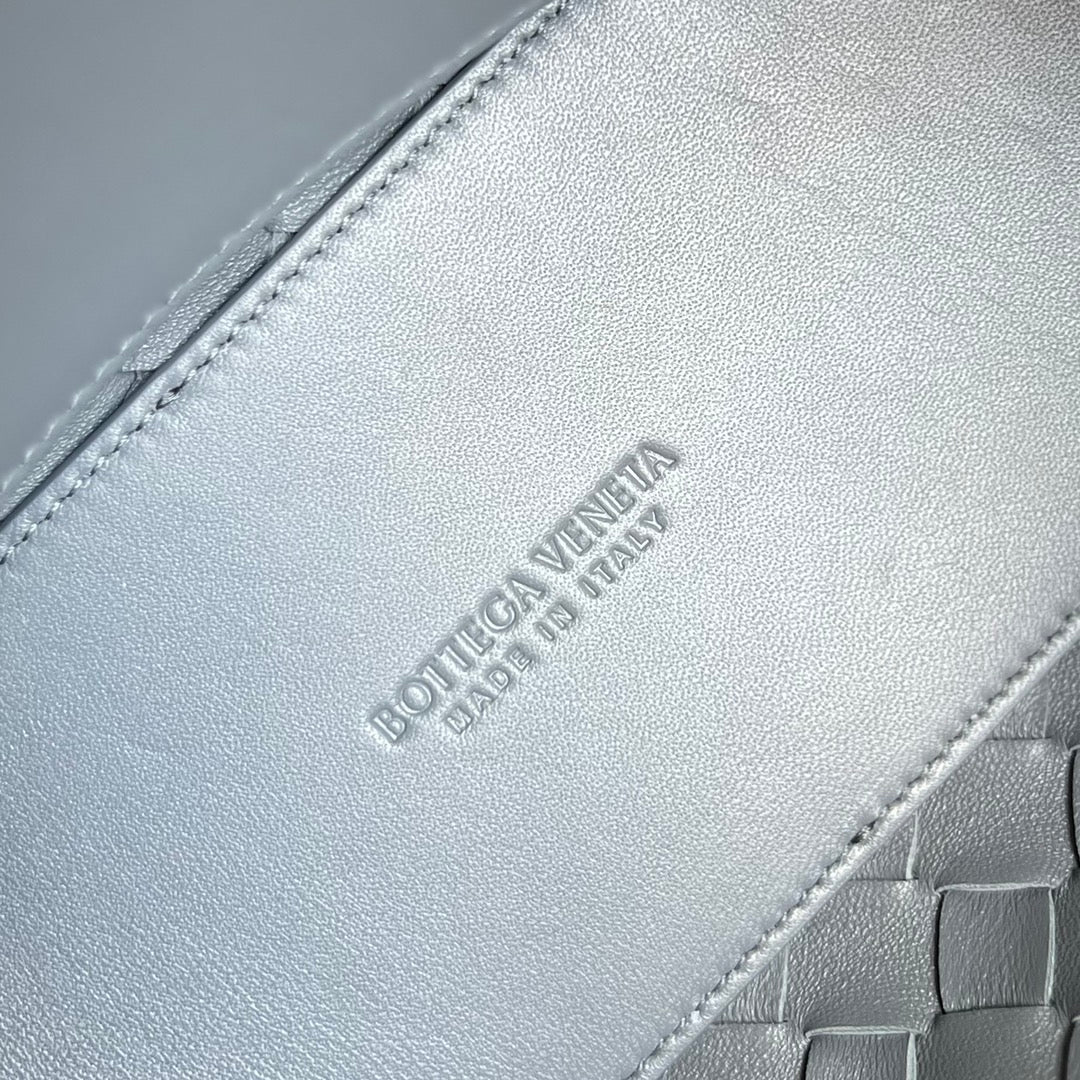 Bottega Veneta Small Andiamo 25cm Dark Grey Lambskin Bag