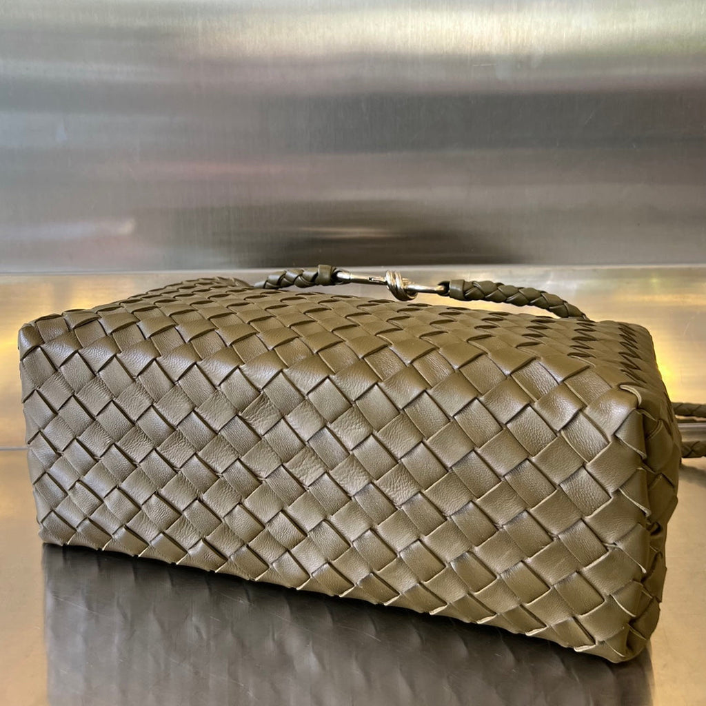 Bottega Veneta Medium Andiamo 32cm Olive Lambskin Bag
