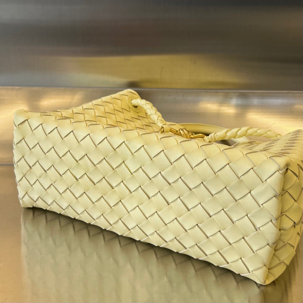 Bottega Veneta Medium Andiamo 32cm Lime Lambskin Bag