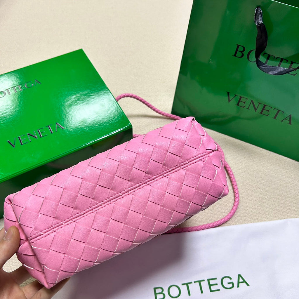 Bottega Veneta Small Andiamo 25cm Pink Lambskin Bag