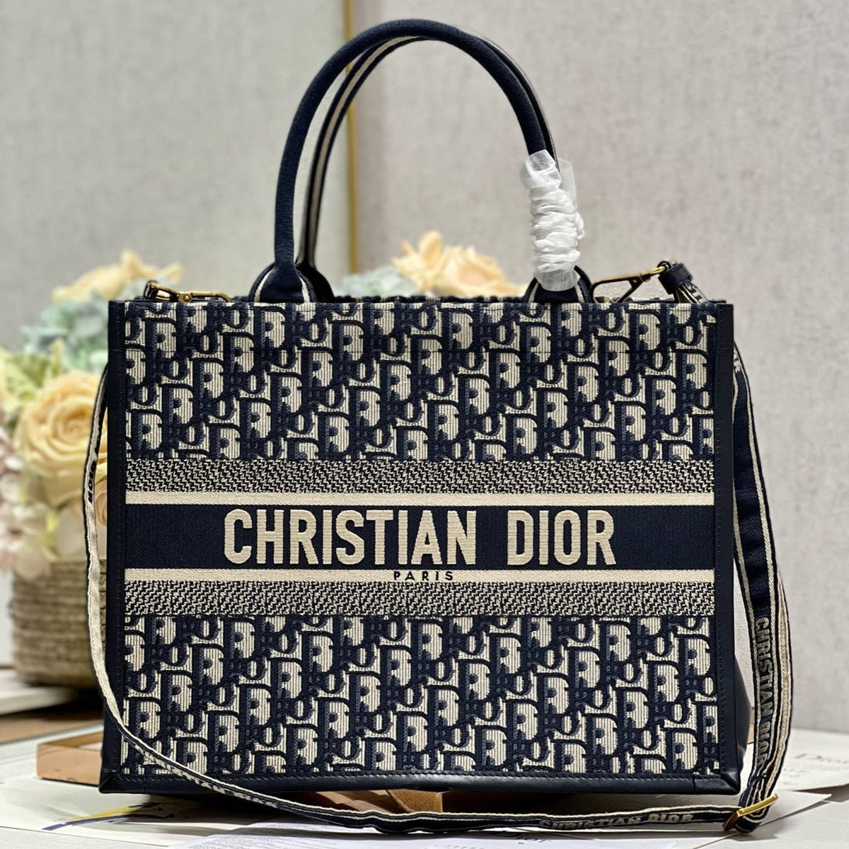 Dior CD Medium Book Tote 36 Blue Oblique Embroidery