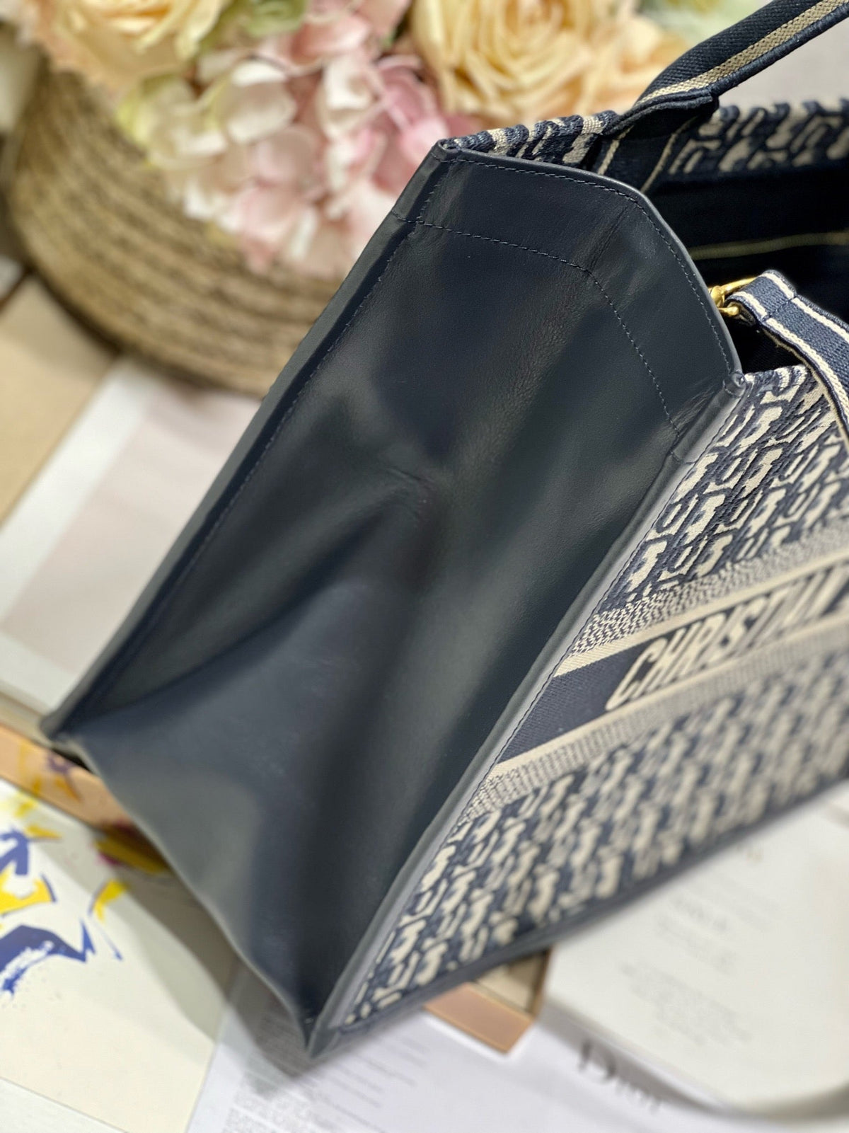 Dior CD Medium Book Tote 36 Blue Oblique Embroidery