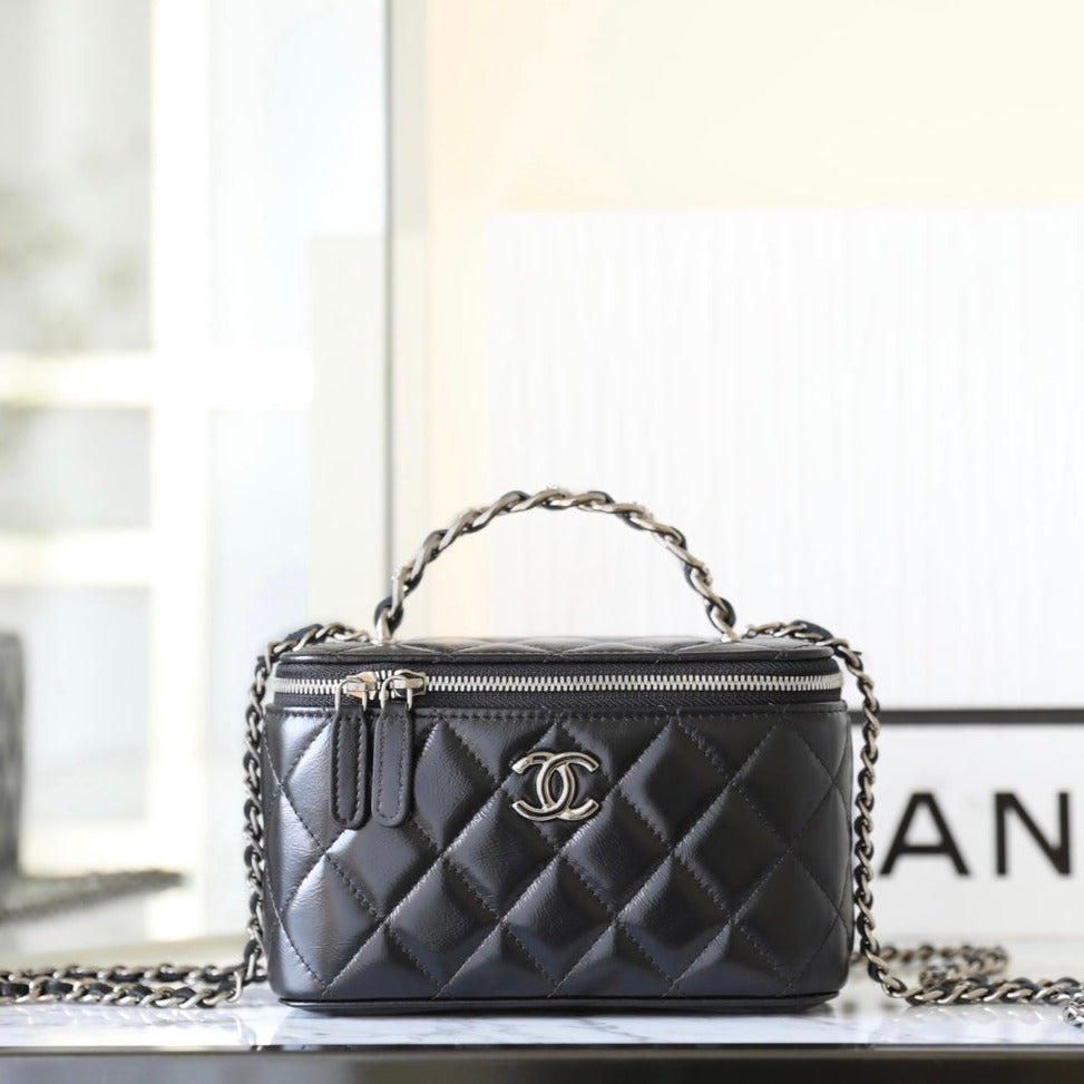 Chanel Vanity Case 17 Black Lambskin Silver Hardware