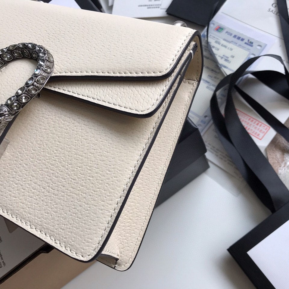 Gucci Dyonysus Shoulder Bag 20 in White Calfskin Silver Hardware
