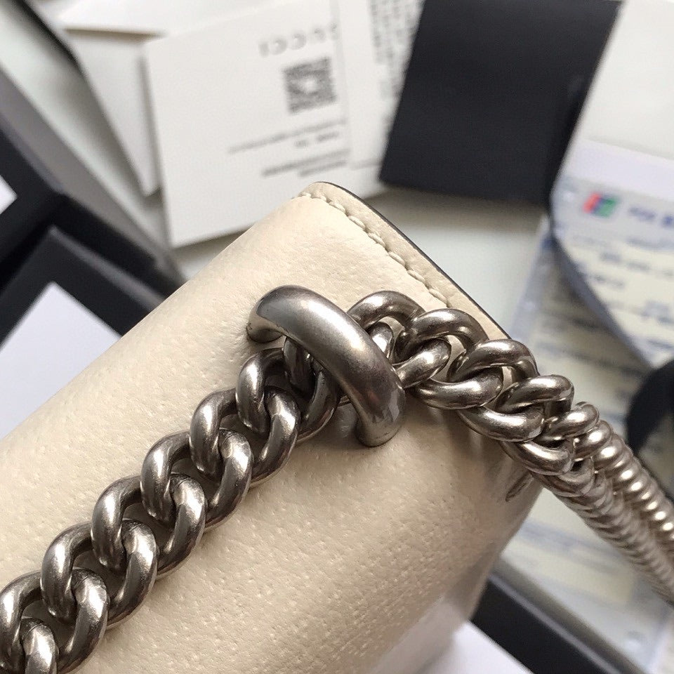 Gucci Dyonysus Shoulder Bag 20 in White Calfskin Silver Hardware
