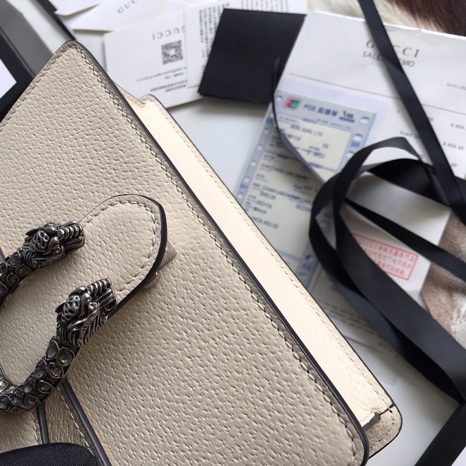 Gucci Dyonysus Shoulder Bag 20 in White Calfskin Silver Hardware