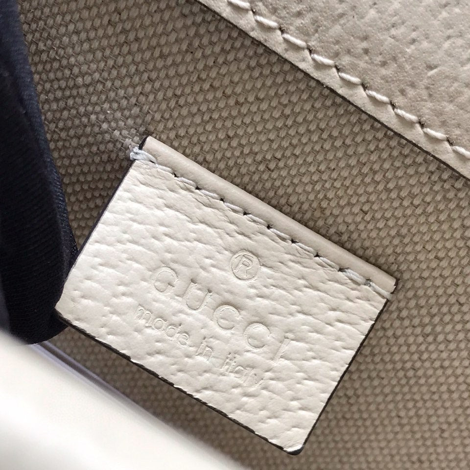 Gucci Dyonysus Shoulder Bag 20 in White Calfskin Silver Hardware