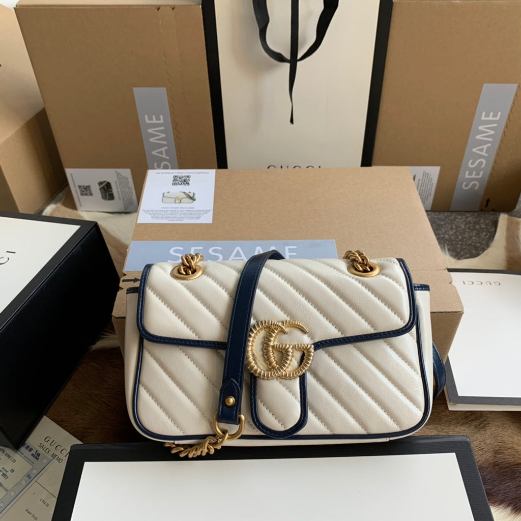 Gucci Marmont 22 Handbag in White Calfskin