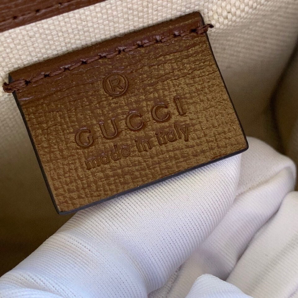 Gucci Horsebit 1955 Small 27 Bag in Beige Canvas and Brown Calfskin