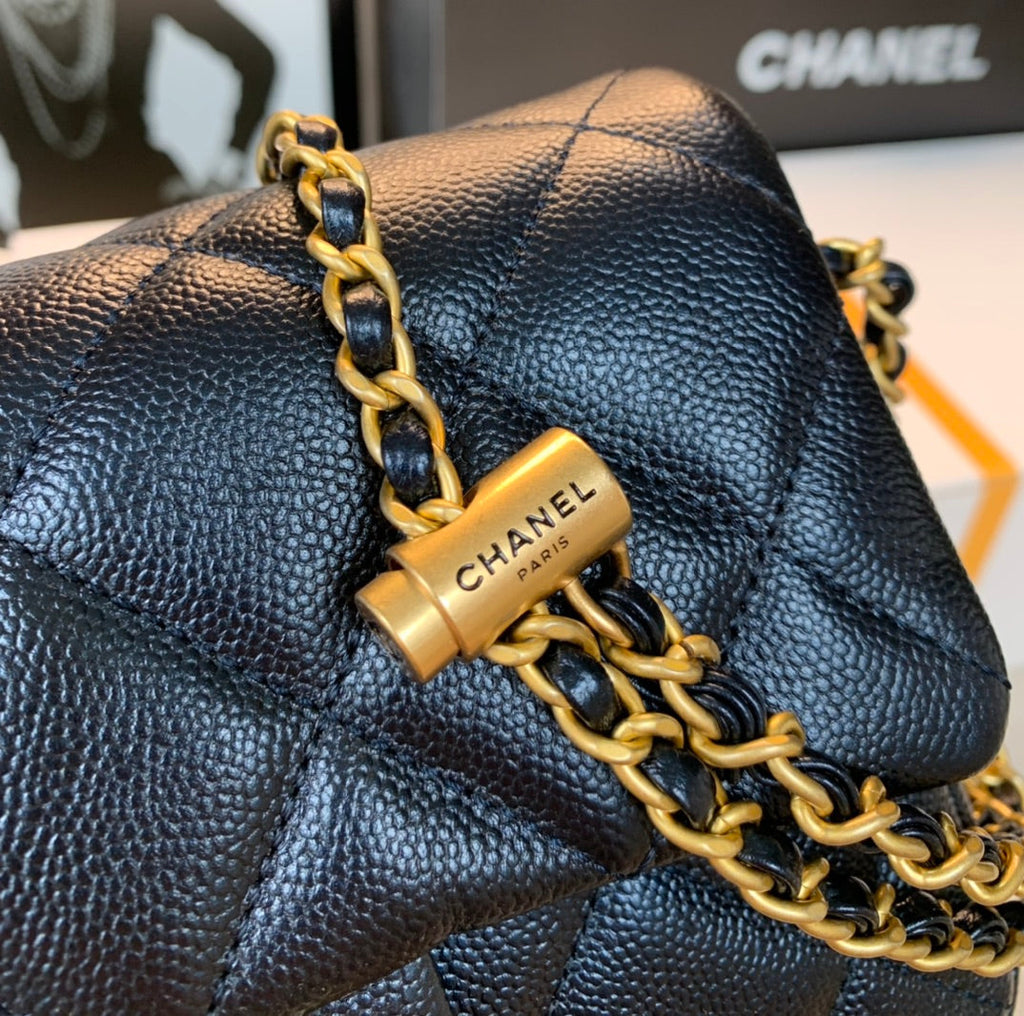 Chanel 25S Classic Flap 19 cm in Black Caviar Leather with Gold Hardware Bag