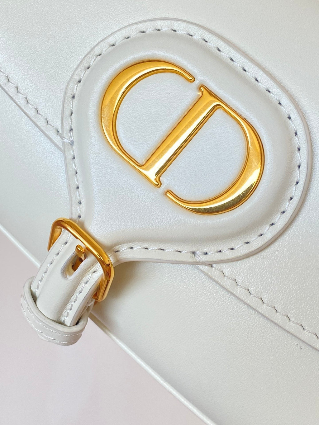 Dior Bobby East-West 22 Bag in White Calfskin