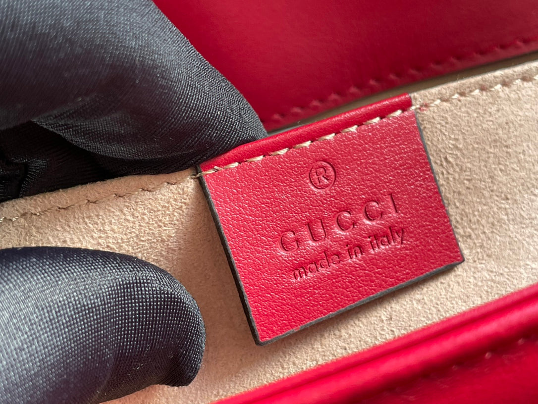 Gucci Marmont Matelassé Small 22 Bag Red Pink Calfskin
