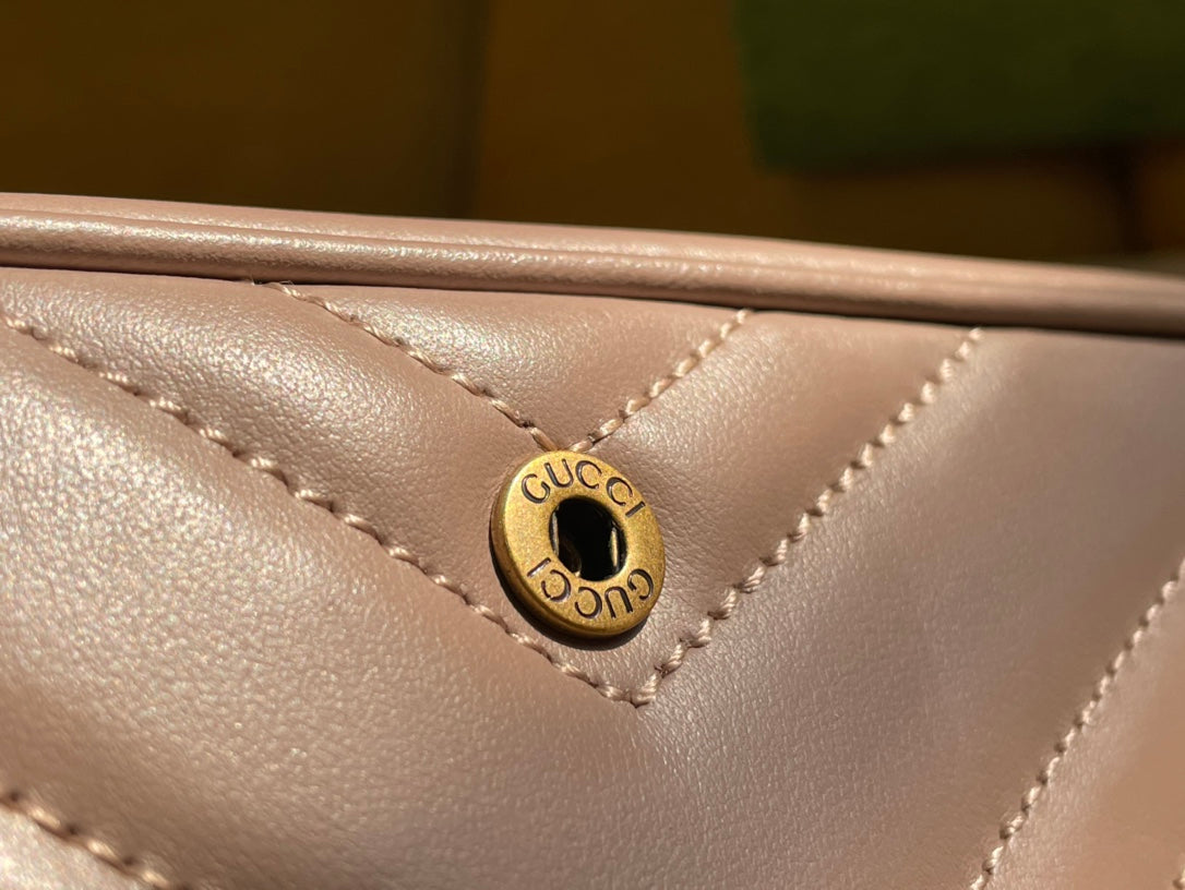 Gucci Marmont Mini 16 Bag in Beige Calfskin