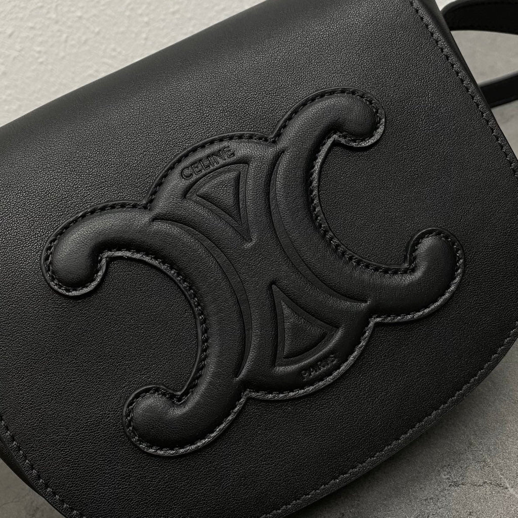 Celine Folco Cuir Triomphe 18 in Black Calfskin Bag