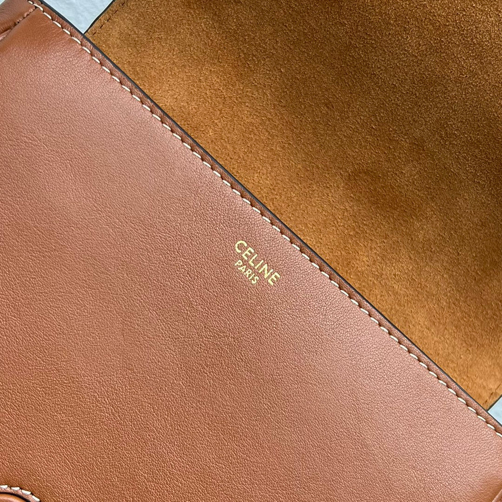 Celine Folco Cuir Triomphe 18 in Red Brown Calfskin Bag