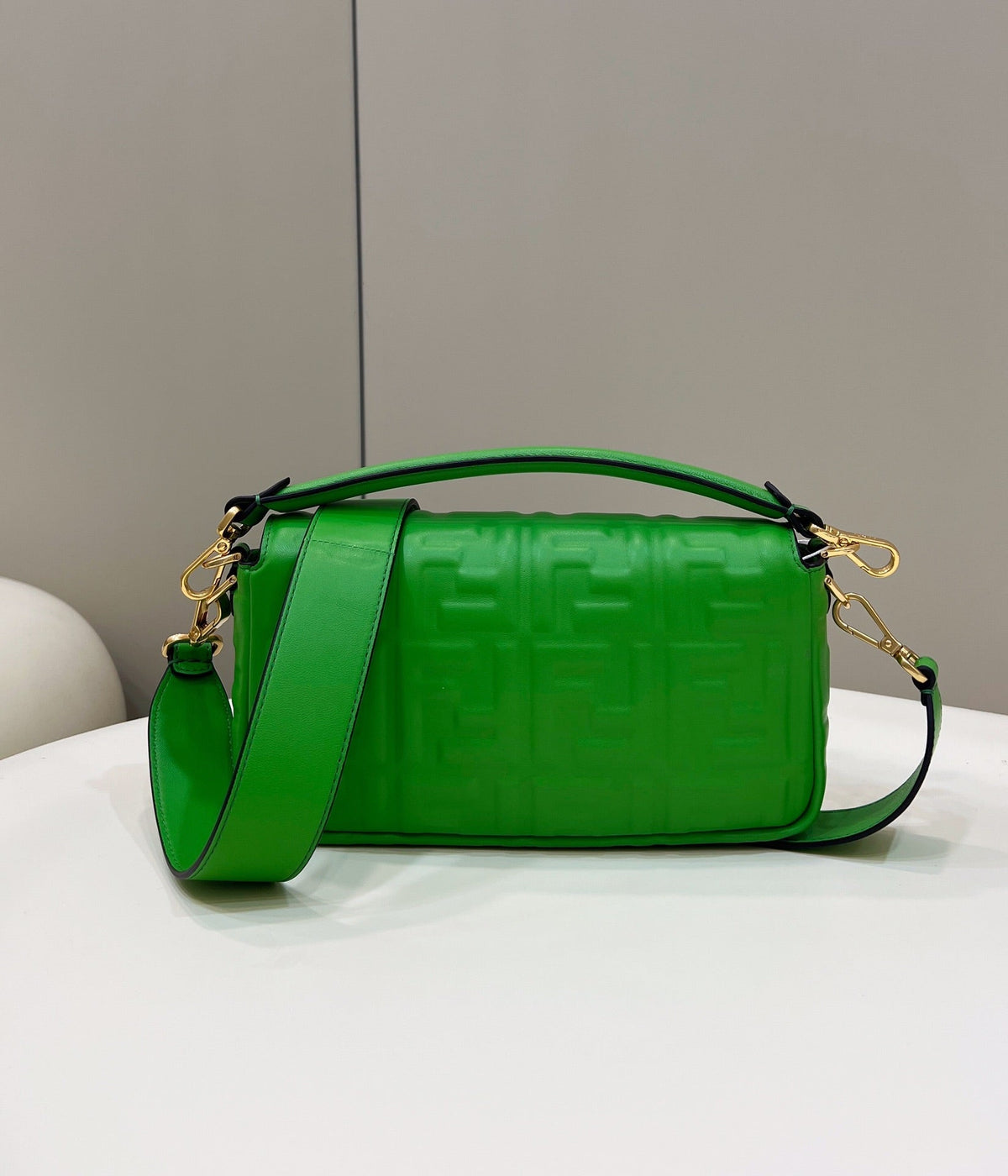Baguette with Ff Motif 27 in Emerald Green Soft Lambskin Gold Hardware