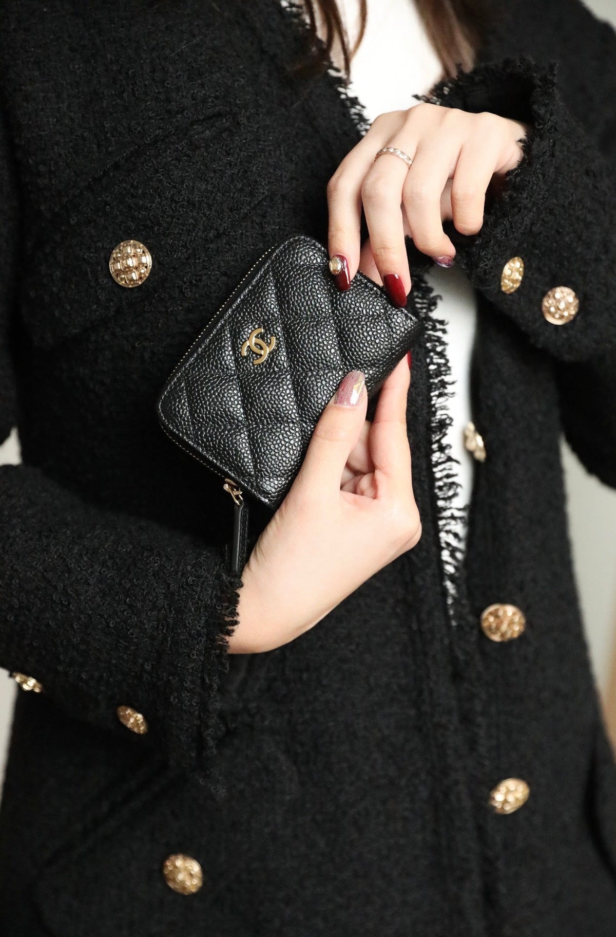 Chanel Zipped Coin Basic Purse 11 Black Calfskin Gold Icon