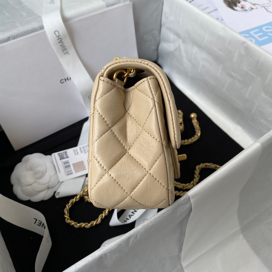 Chanel 25S Flap Bag 20 in Beige Lambskin with Gold Hardware