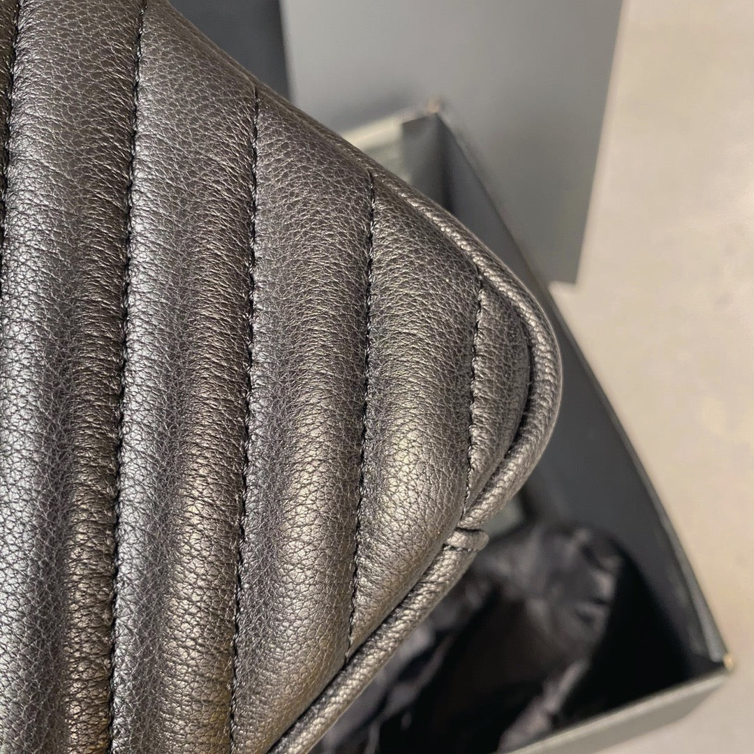 Saint Laurent College Medium 24 in Black Lambskin Gold Hardware Bag