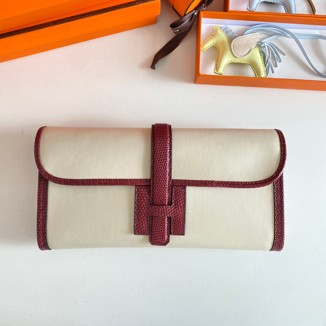Hermes Jige Elan 29 Clutch in White Calfskin with Garnet Red Lizard Skin