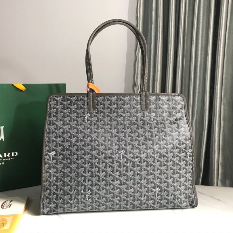 Goyard Hardy PM Bag 40 in Gray Goyardine Canvas and Taurillon Leather Trim